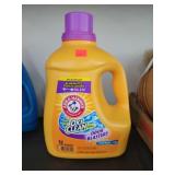 Arm & Hammer Oxi Clean Laundry Detergent  122.5