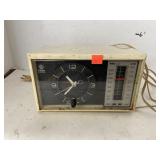 Vintage General Electric Radio