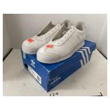 Adidas Shoes (Size 7)