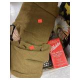 Container W/Matching Plates/MISC Dishes/Vntg.