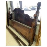 King Size Headboard / Base Board w/Metal frame