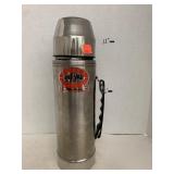 Uno-vac thermos