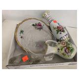 2 plates, 2 vases and glass bird paper weight