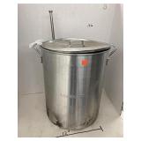 Large Stock Pot W/Tools