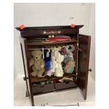 Muffy Vanderbear Wardrobe W/Bear and Accessories