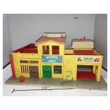 Vntg. Fisher Price "Play Family Village"