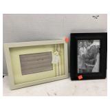 2 Ct Picture Frames