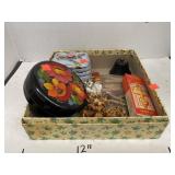 Group Lot Vintage Items (Jewelry Boxes,