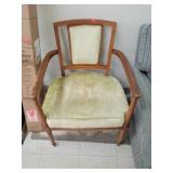 Vntg Wood & Green Plush Chair