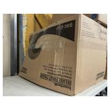 96 ct. - Deluxe Paper Towel Rolls