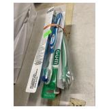 6 GUM Toothbrushes