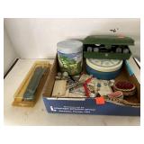 Group Lot Vintage Sewing Supplies (Singer & More)