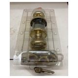 Door Knob W/Key