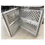 2 ct. - Plastic Safety Gates