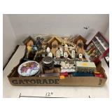 Group Lot Vintage Decor Pieces