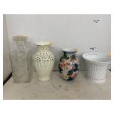 4 ct. - Vintage Vases