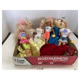 Group Lot Barbies & Clothes