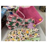 2 pair Garden Gloves & Visor