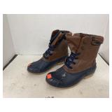 Lined Winter Boots (Size 6)