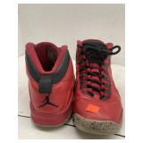 Sz 8 Air Jordan Red Sneakers