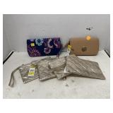 6 ct. - Ladies Wallets/Bags