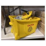 Wheeled Mop Bucket & Wringer