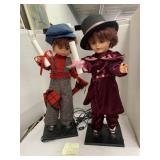 2 Vntg Grammy Animated Christmas Kids
