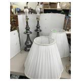 2 Lamps with shades