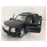 Ertyl Escalade Toy, mirror inside