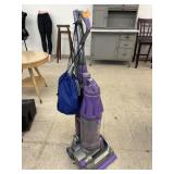 Vacuum / Sweeper - Dyson rootcyclone- Works
