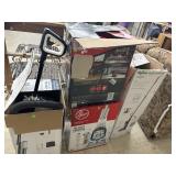 Sweepers / Vacuums - store returns