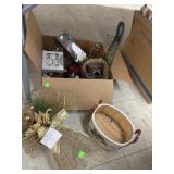 Tree Topper & Misc Group Lot