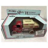 VINTAGE DIE CAST- 1926 MACK BULLDOG Delivery Truck