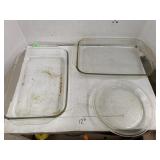 2cnt Pyrex Baking Dishes and 1 Glasbake Pie Dish