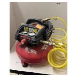 Air Compressor - Works - Central Pneumatic