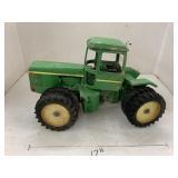 John Deere Metal Tractor