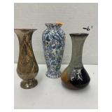 3 Vases