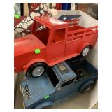3cnt Metal Trucks (one wheel broken) and Metal