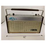 Vntg Isco Transistor Radio
