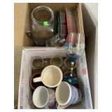 2 boxes of kitchen items