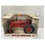 Ertl Farmall Super M-TA die cast model