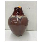 Signed pottery leaf vase