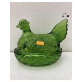 Vntg emerald green glass Hen on Nest