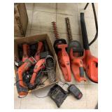 Black and Decker electric yard tools, 1 Battery