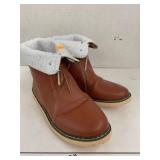 Boots, no size