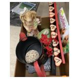 Box of decor