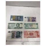 Foreign Money / Bank Notes