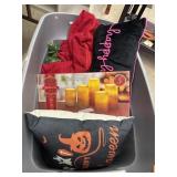 Pfaltzgraff Candle Set, Pillows, Misc