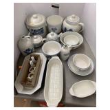 Pfaltzgraff Dishes - cracked lid