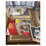 Command Metal Hooks & Misc Flat